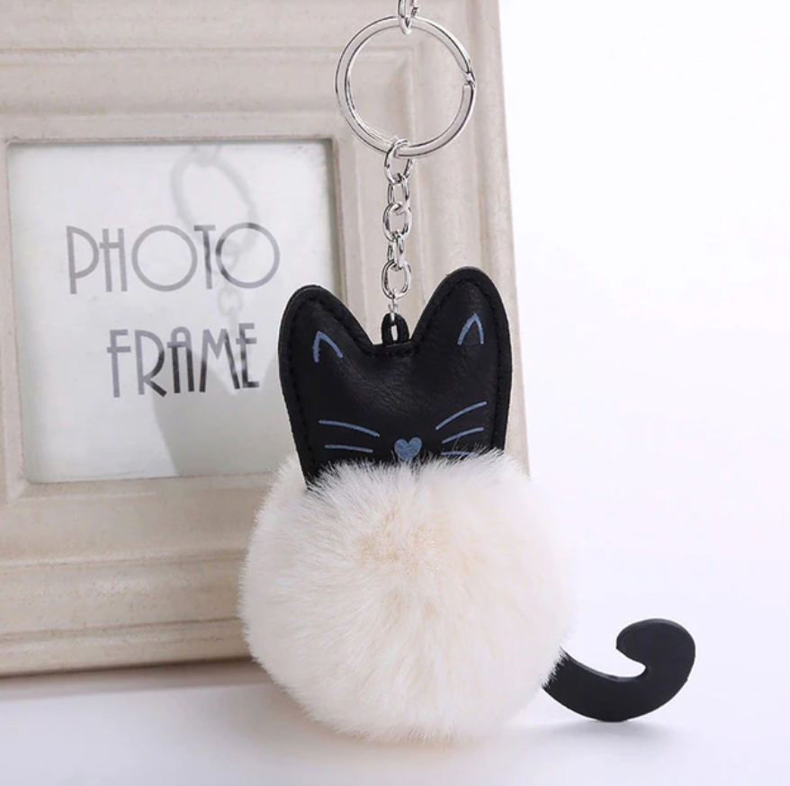 Pom-pom keychain